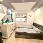 Apartman Neu! Entspannung Pur Stilvolle 3zkb Mit Privatgarten In Ruhiger Lage *