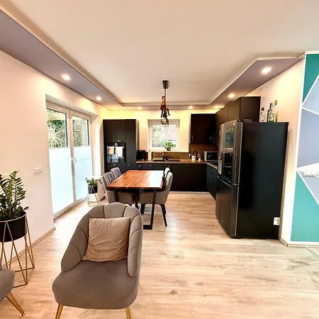 Neu! 95m2 Entspannung Pur Stilvolle 3zkb Mit Privatgarten In Ruhiger Lage *