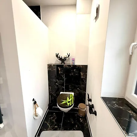Apartmán Neu! 95m2 Entspannung Pur Stilvolle 3zkb Mit Privatgarten In Ruhiger Lage *
