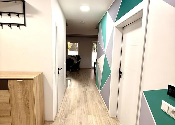 Entspannung Pur Stilvolle 3zkb Mit Privatgarten In Ruhiger Lage Apartment