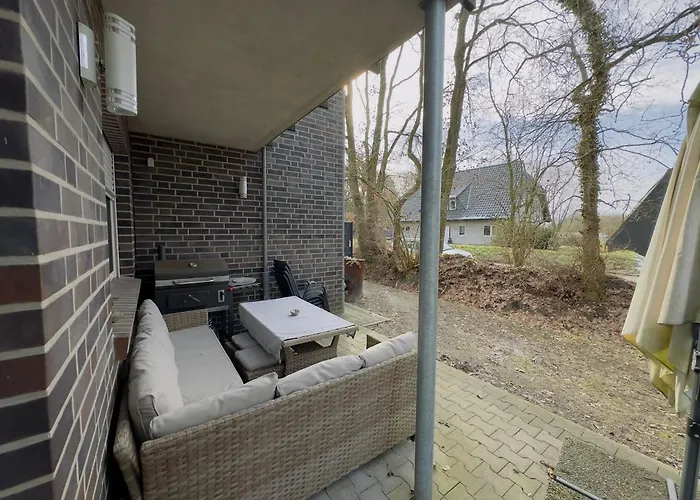 Entspannung Pur Stilvolle 3zkb Mit Privatgarten In Ruhiger Lage * Aurich