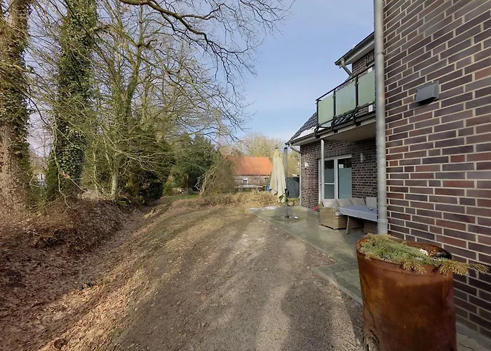Entspannung Pur Stilvolle 3zkb Mit Privatgarten In Ruhiger Lage * Aurich