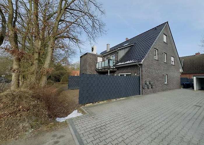 Entspannung Pur Stilvolle 3zkb Mit Privatgarten In Ruhiger Lage Aurich